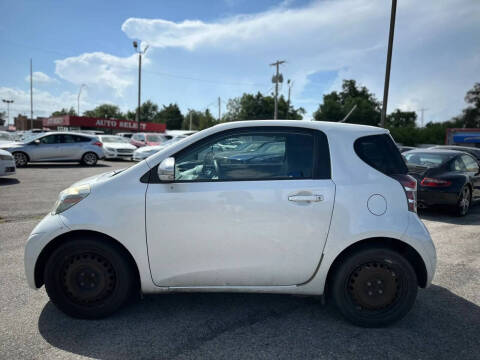 2014 Scion iQ