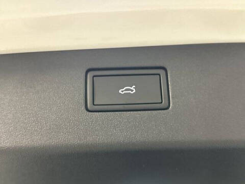 2026 Volkswagen Tiguan SE 4Motion