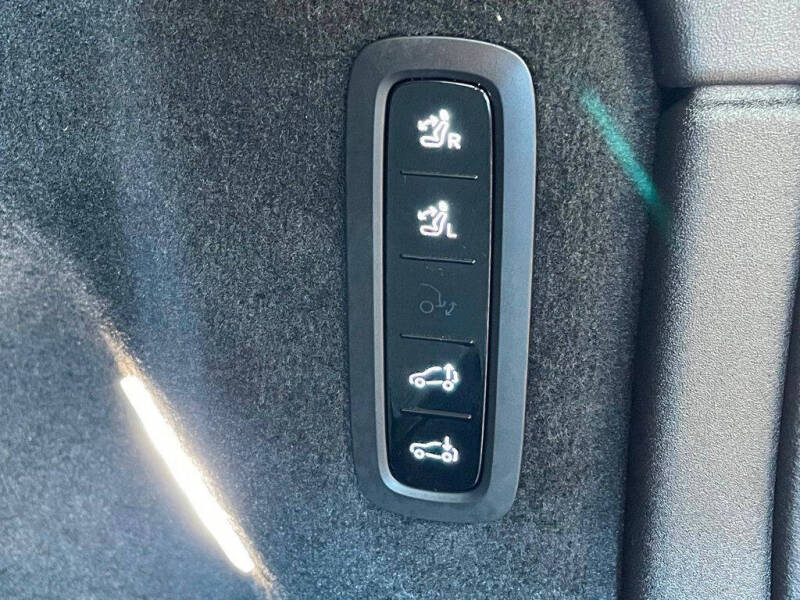 2025 Volvo EX90 Twin Performance Ultra 7P