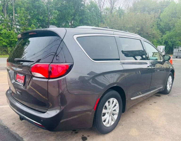 2018 Chrysler Pacifica Touring L