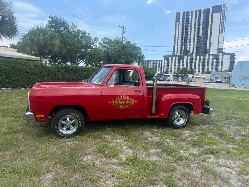 1982 Dodge Little express