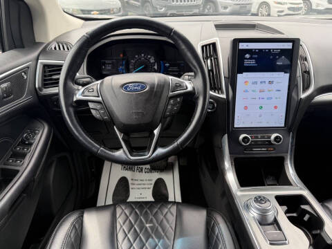 2023 Ford Edge Titanium