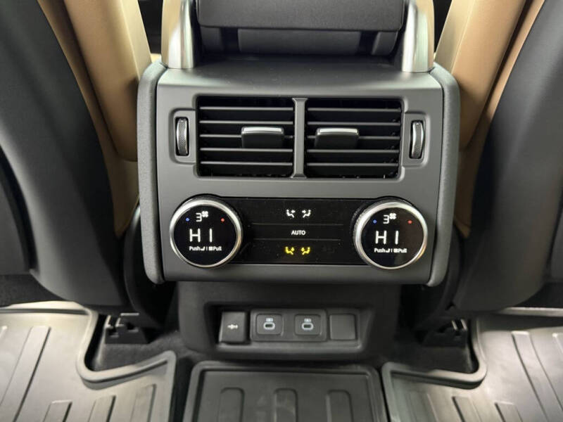 2026 Land Rover Discovery P360 Limited Edition