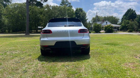 2017 Porsche Macan