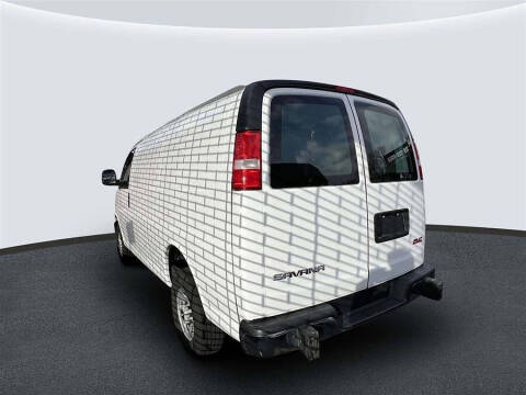 2023 GMC Savana 2500