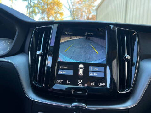 2018 Volvo XC60 T5 Momentum