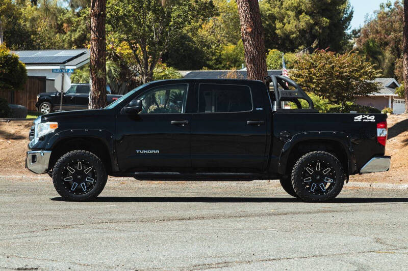 2014 Toyota Tundra SR5