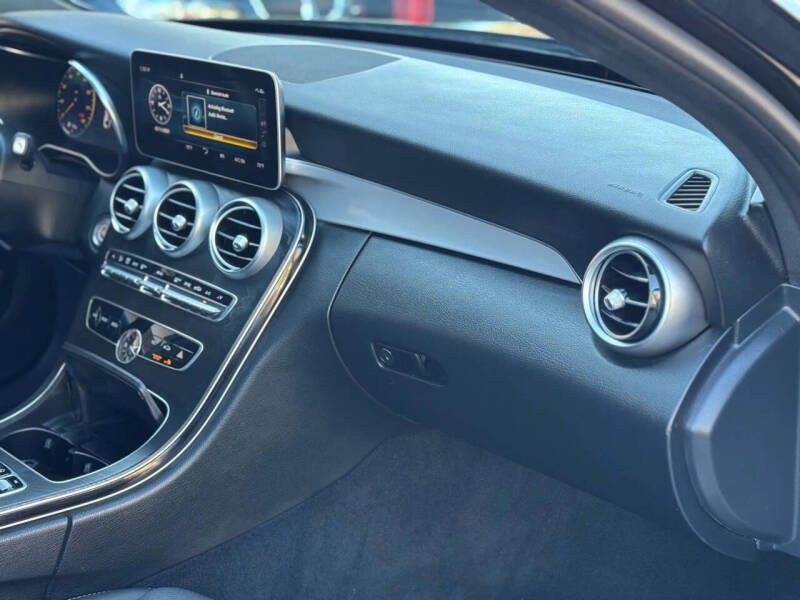 2021 Mercedes-Benz C-Class C 300