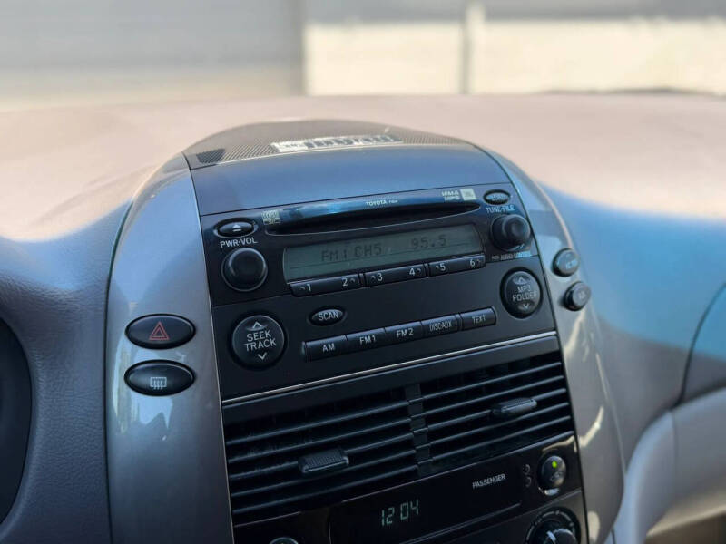 2006 Toyota Sienna