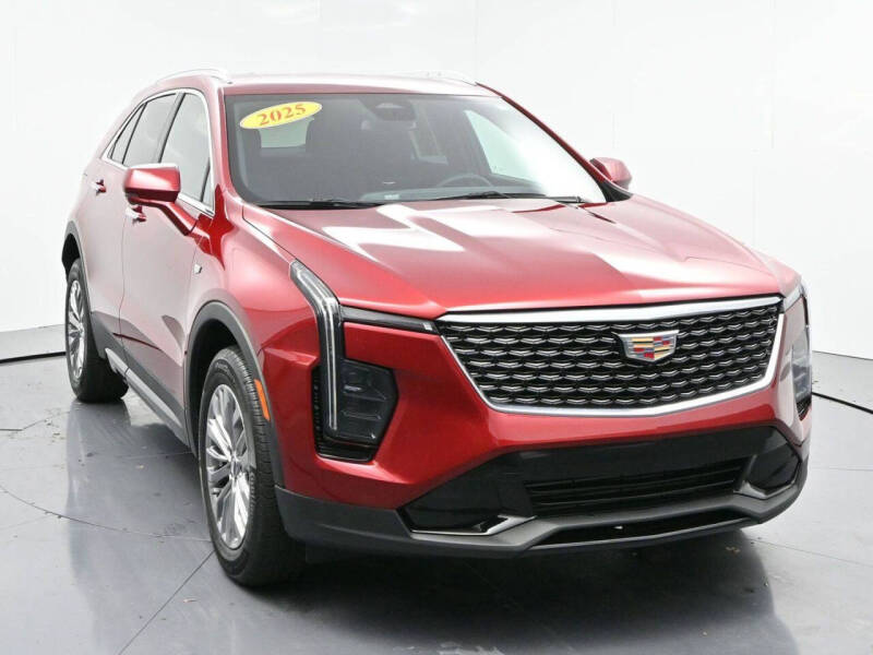 2025 Cadillac XT4 Premium Luxury