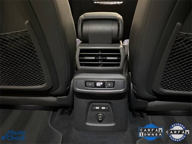 2024 Audi Q4 e-tron quattro Premium Plus 50