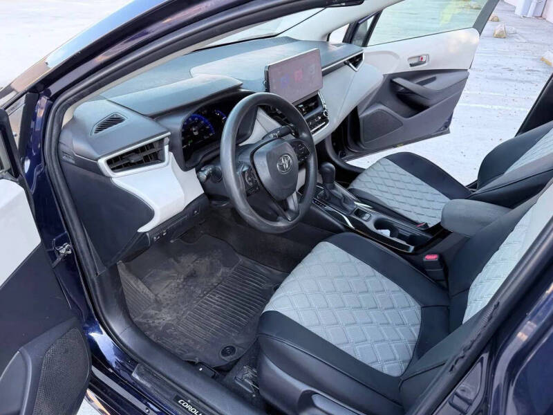 2022 Toyota Corolla Hybrid LE