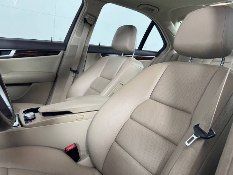2012 Mercedes-Benz C-Class