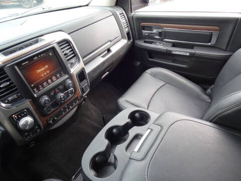 2016 RAM 1500 Laramie