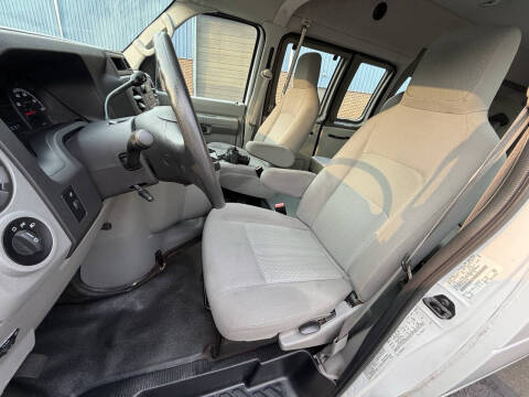 2013 Ford E-Series E-250