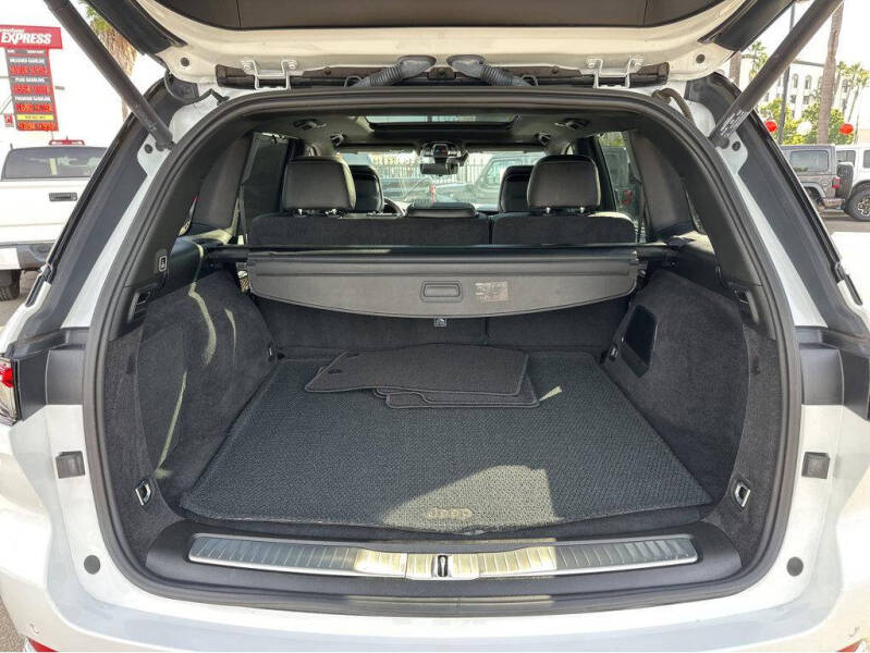 2022 Jeep Grand Cherokee