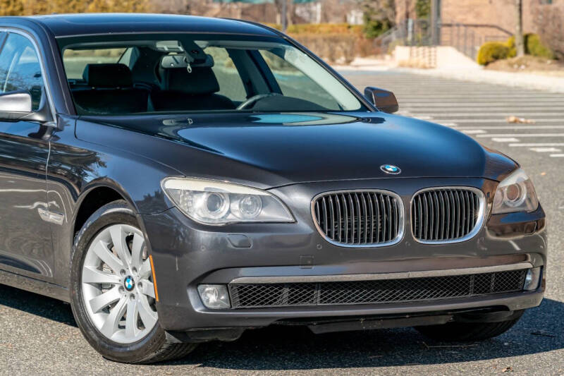 2011 BMW 7 Series 750Li xDrive