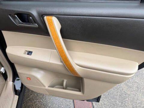 2010 Toyota Highlander Hybrid Limited