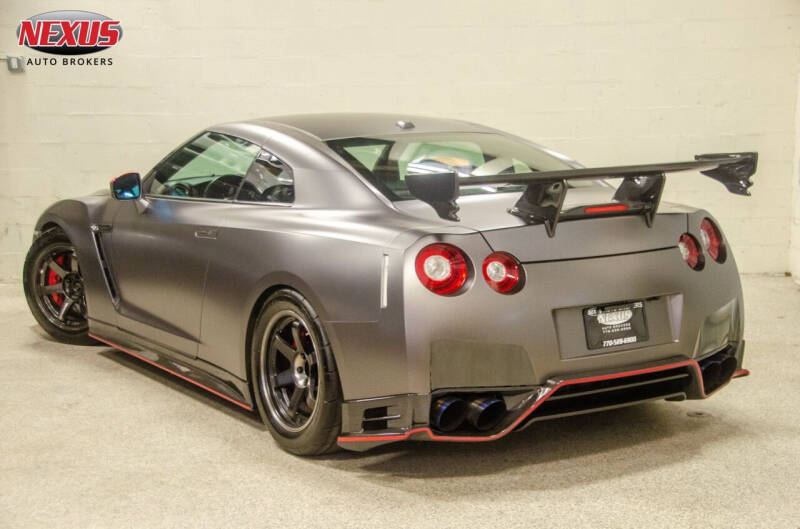 2012-nissan-gt-r-premium-awd-2dr-coupe.j