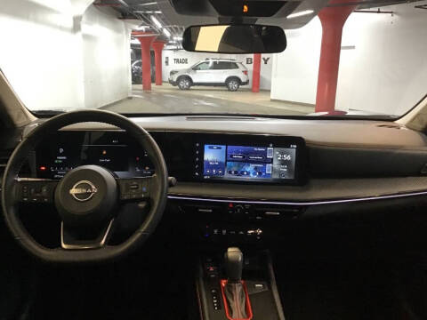 2025 Nissan Kicks SR