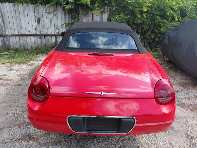 2005 Ford Thunderbird Deluxe