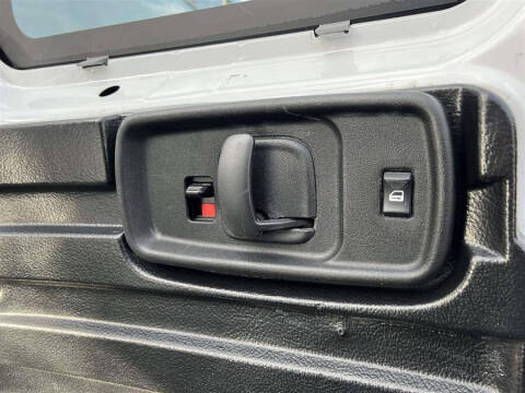 2023 GMC Savana 2500