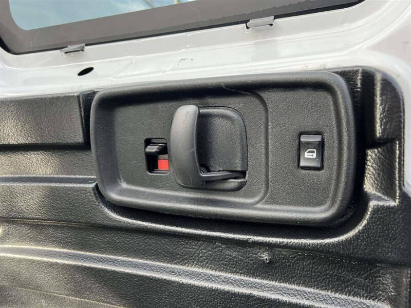 2023 GMC Savana 2500