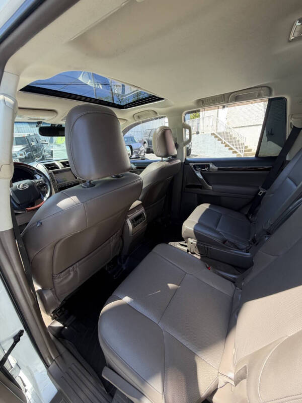 2017 Lexus GX 460