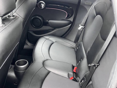 2017 MINI Hardtop 4 Door Cooper