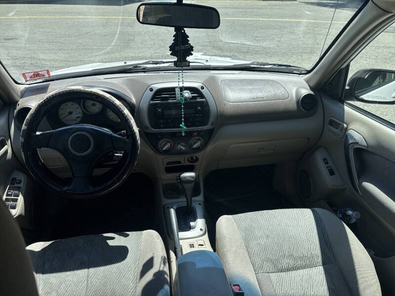2003 Toyota RAV4