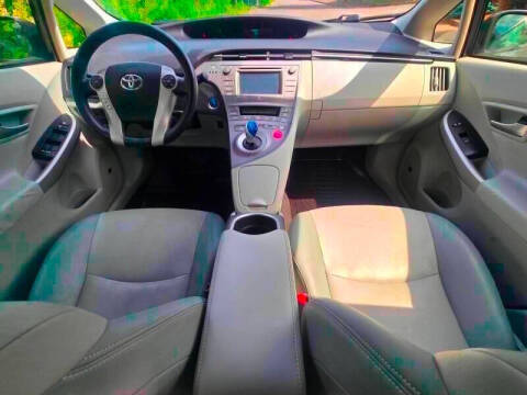 2014 Toyota Prius Four