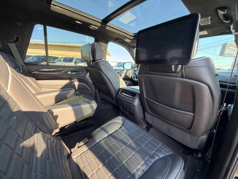 2023 Cadillac Escalade Sport Platinum