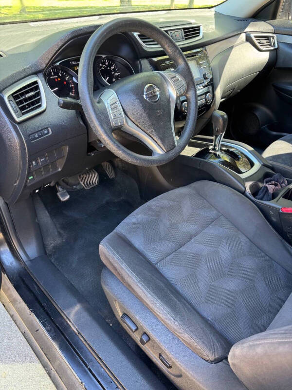 2015 Nissan Rogue S