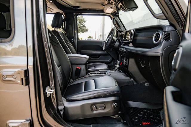 2024 Jeep Gladiator Sport