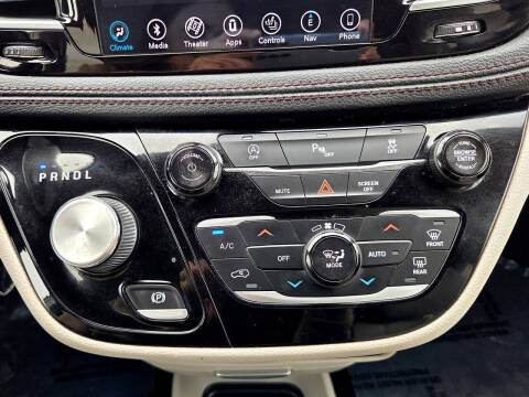 2019 Chrysler Pacifica Limited