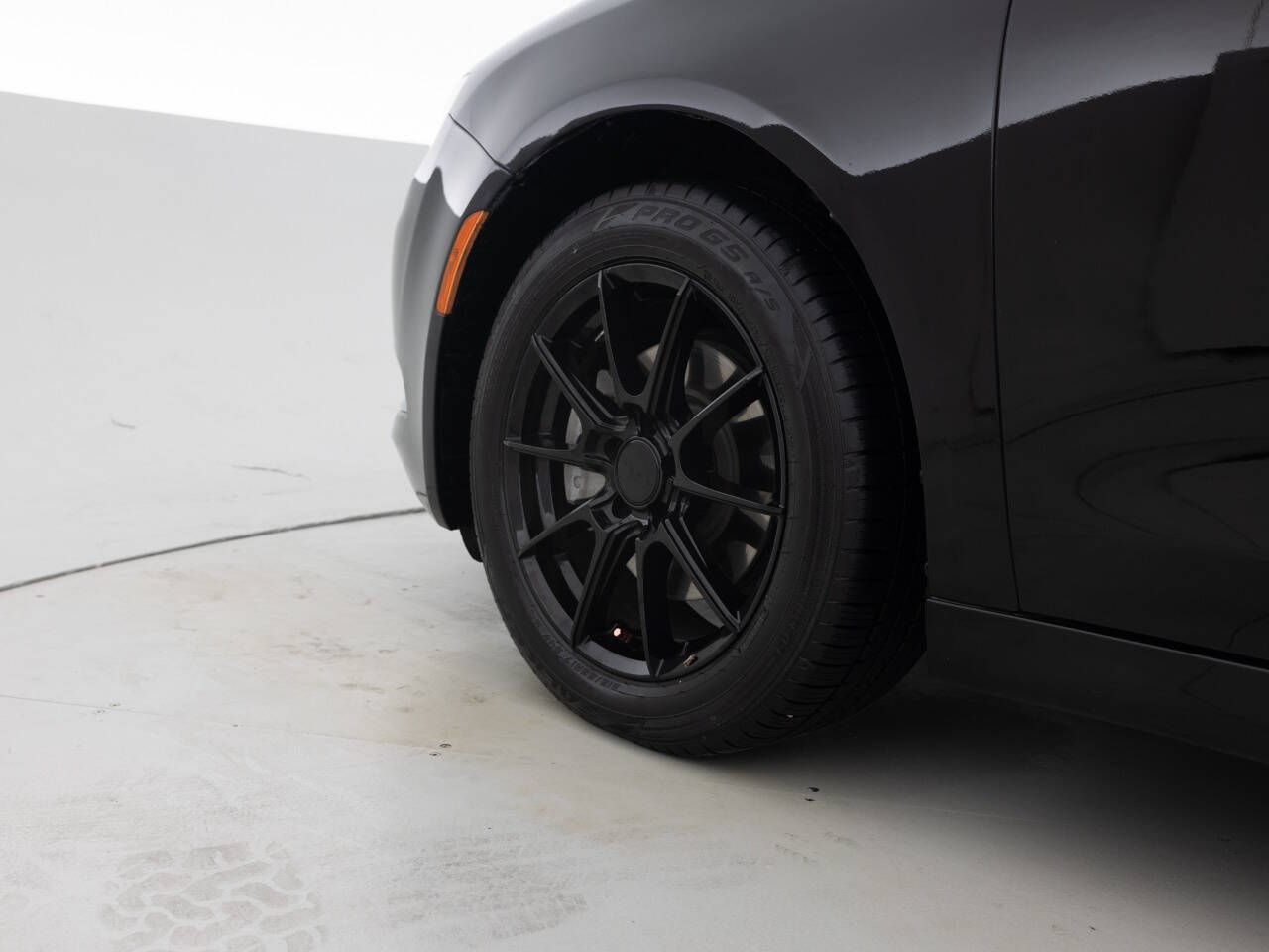 Used Car 2017 Chrysler 200  Limited Platinum 4dr Sedan For Sale Under $15,000 In Coal City, Illinois