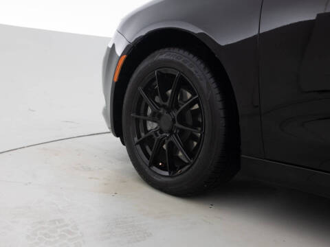 2017 Chrysler 200 Limited Platinum