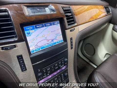 2011 Cadillac Escalade Platinum Edition