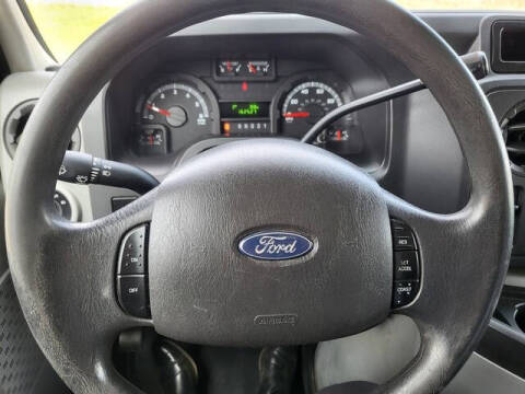 2011 Ford E-Series E-350 SD