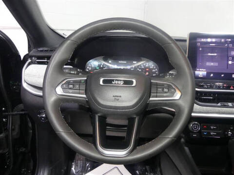 2023 Jeep Compass Latitude Lux