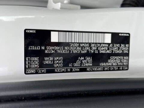 2022 Volvo XC60 B5 Inscription