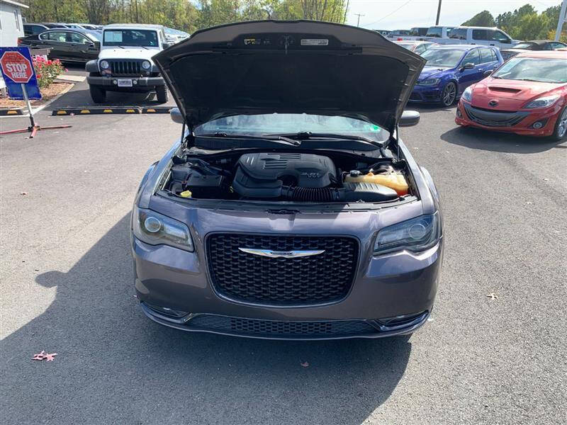 2018 Chrysler 300 S