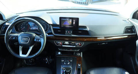 2020 Audi Q5 quattro Titanium Premium 45 TFSI