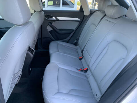 2017 Audi Q3 2.0T Premium