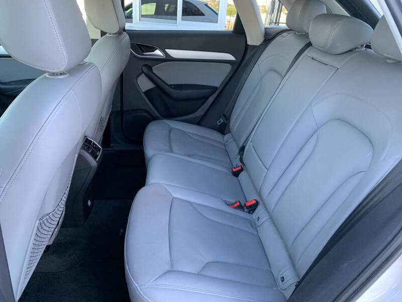 2017 Audi Q3 2.0T Premium
