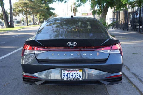 2021 Hyundai Elantra SE