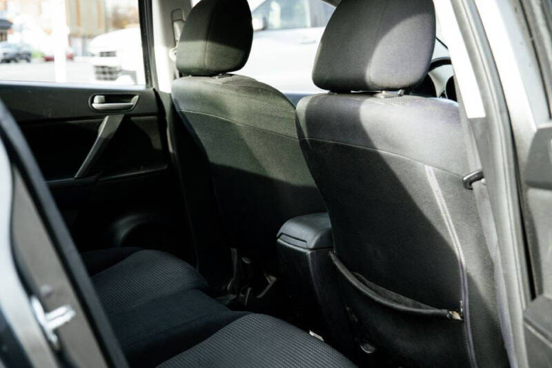 2012 Mazda MAZDA3 i Touring