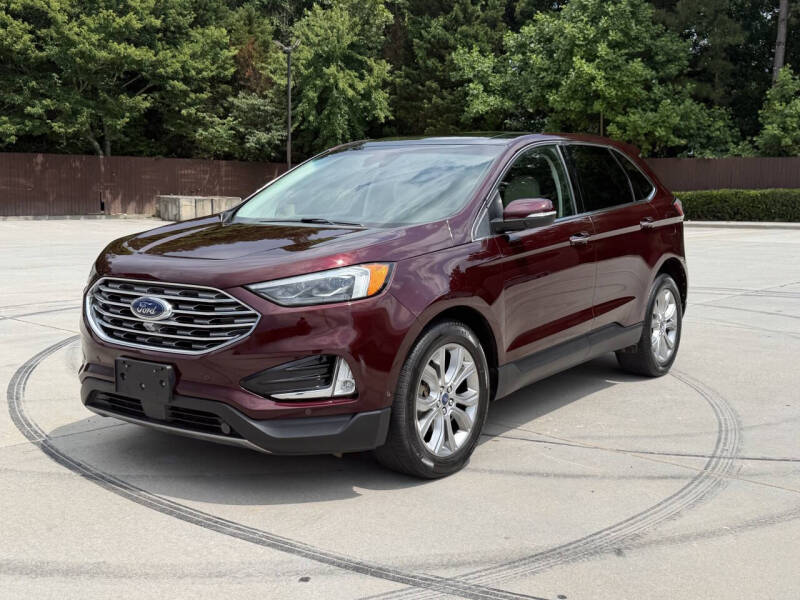 2019 Ford Edge Titanium's photo