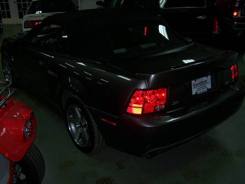 2003 Ford Mustang SVT Cobra