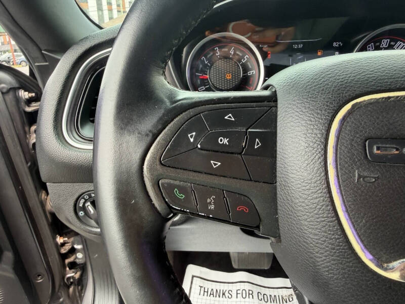 2016 Dodge Challenger SXT